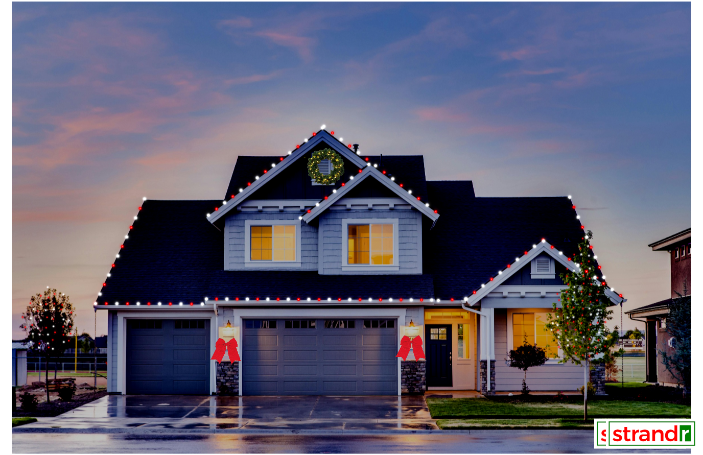 Strandr Demo - House with Christmas Lights